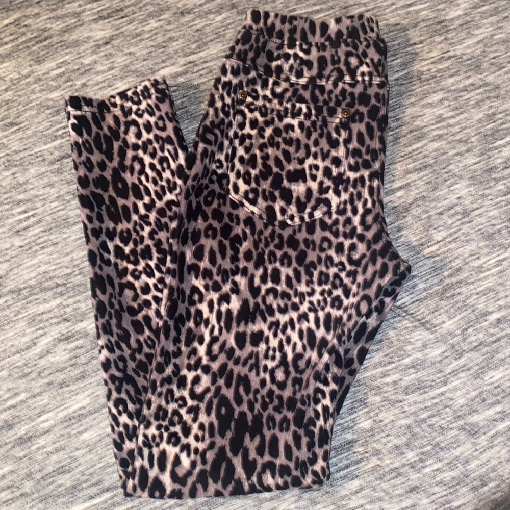 Cheetah jeggings